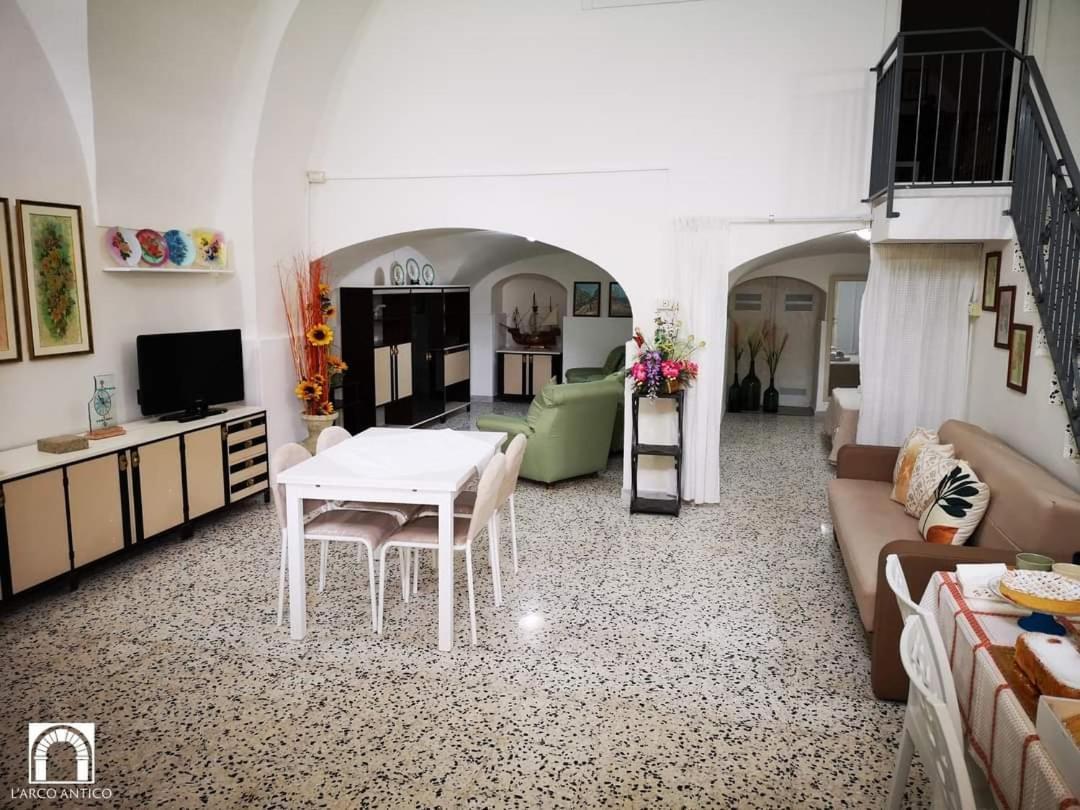 Arco Antico Hotel Grassano ภายนอก รูปภาพ